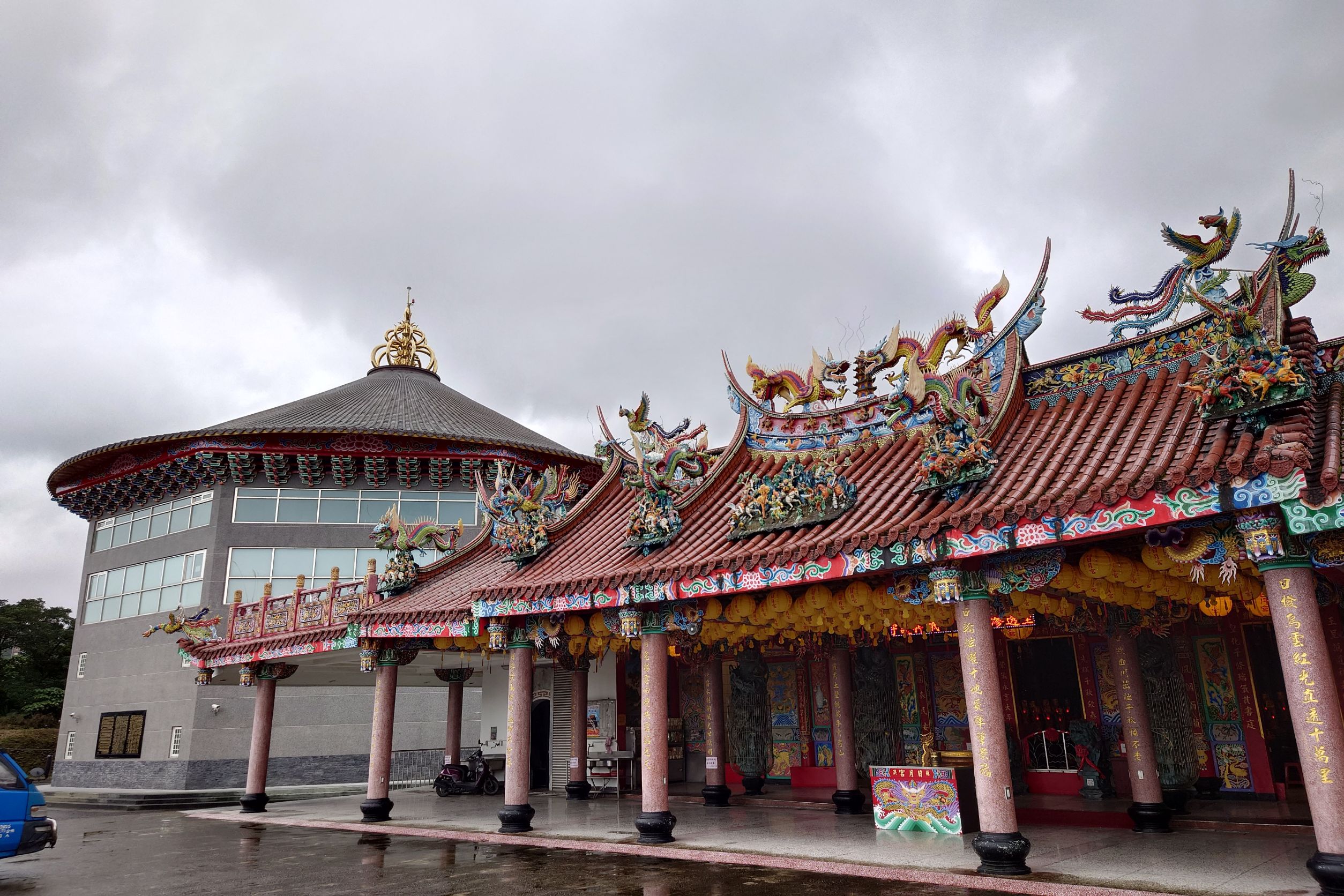 蘇澳日月宮忠靈塔 